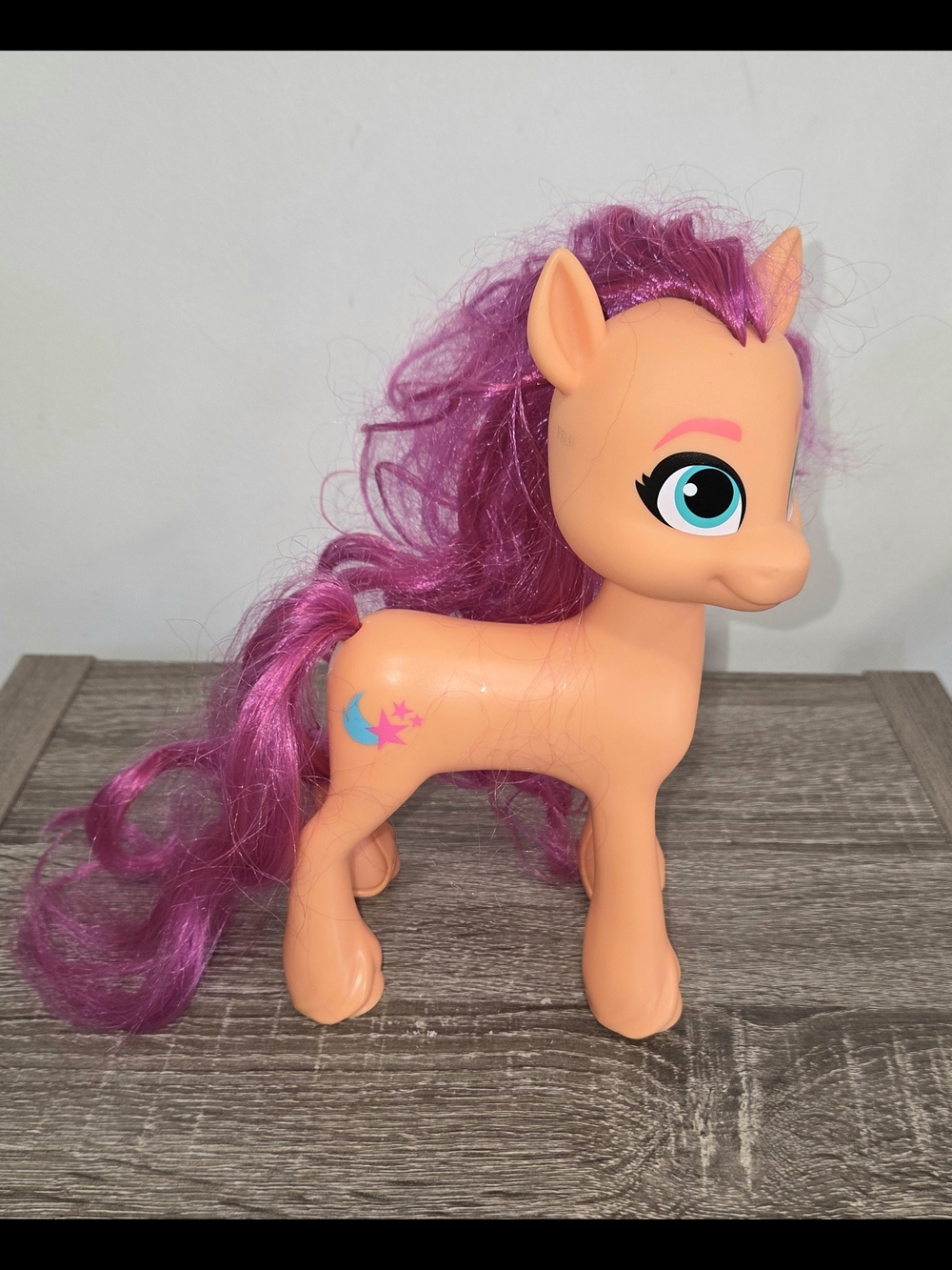 My Little Pony Sunny Starscout 8" SEE PICTURES.
